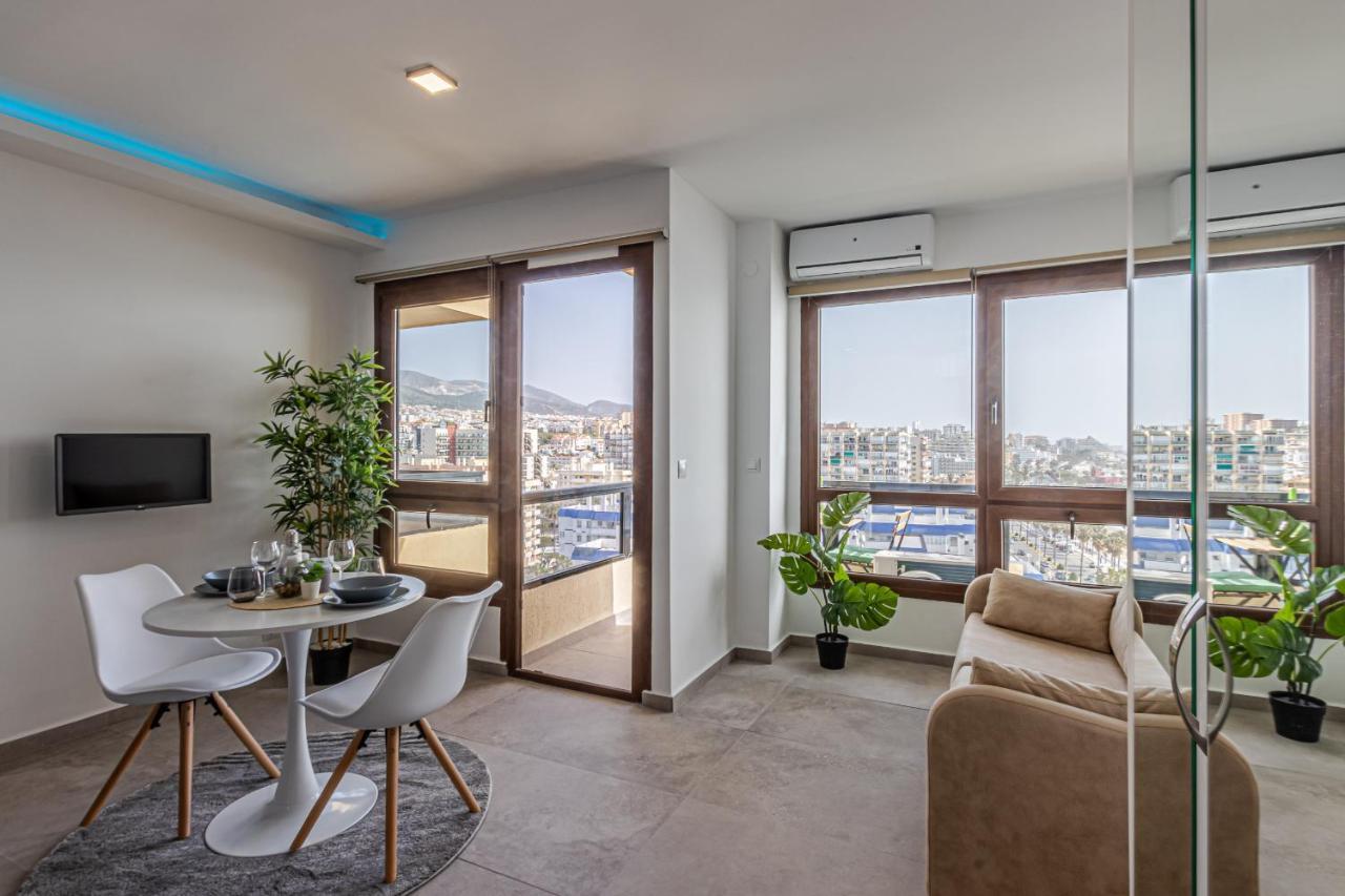 Beachfront With Spectacular Views And Swimming Pool Benalmadena Exterior photo
