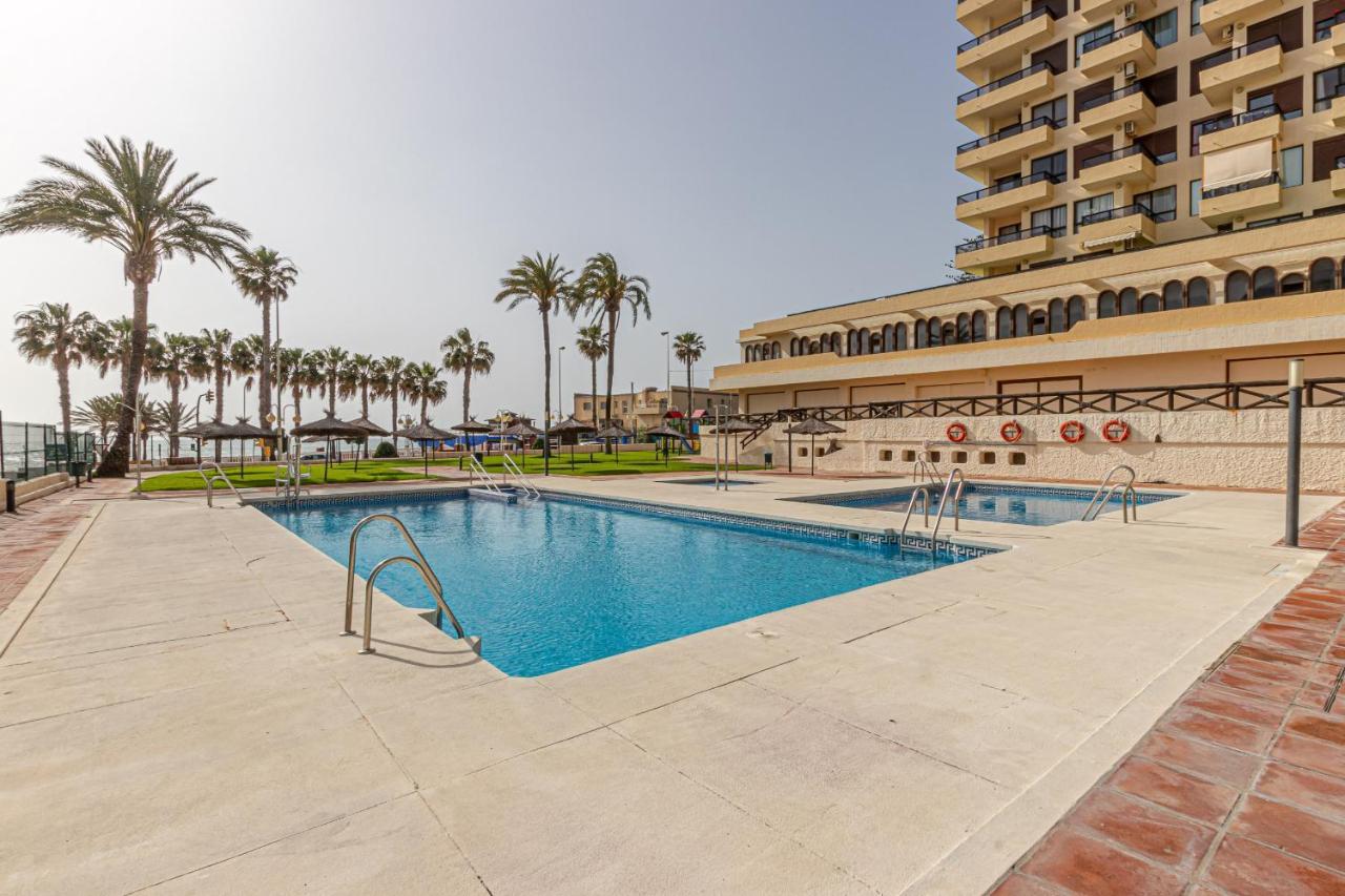 Beachfront With Spectacular Views And Swimming Pool Benalmadena Exterior photo